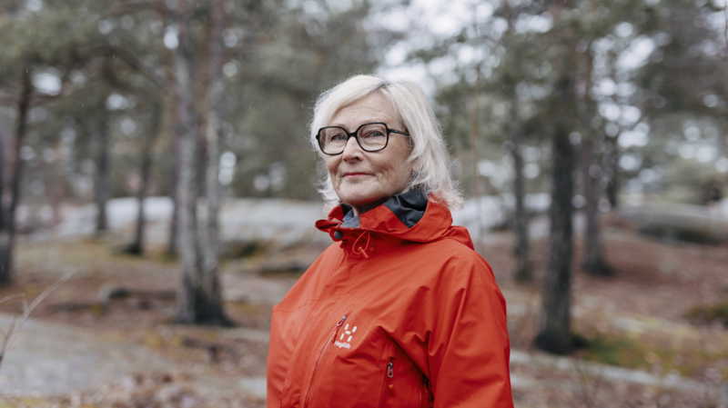 Oman lapsen katoaminen sai Kirsti Miettisen auttamaan muita kriisitilanteissa