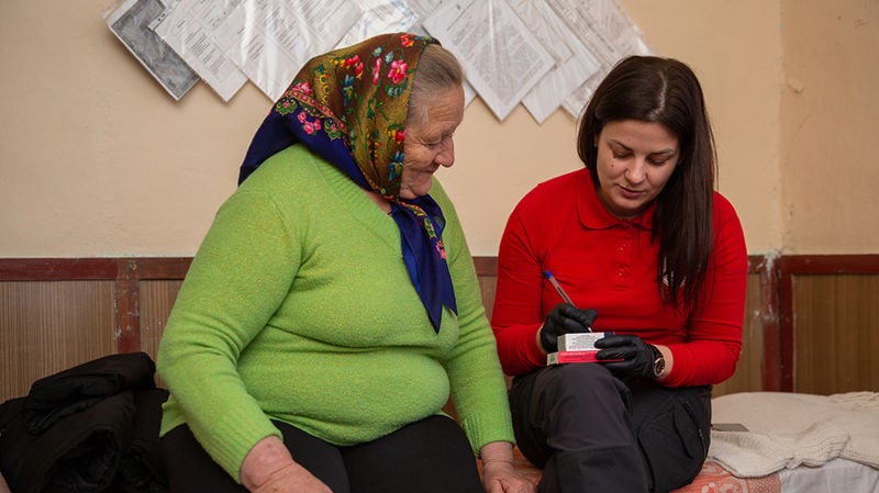 Klinikat ja liikkuvat klinikat tarjoavat perusterveydenhuoltoa