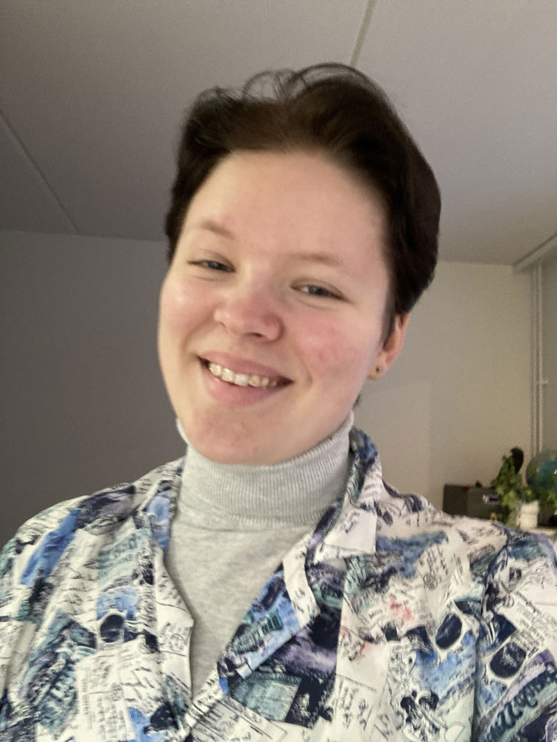 Opiskelija ja Eteenpäin-hankkeen vaikuttajaviestijä Isabel Salmi. 